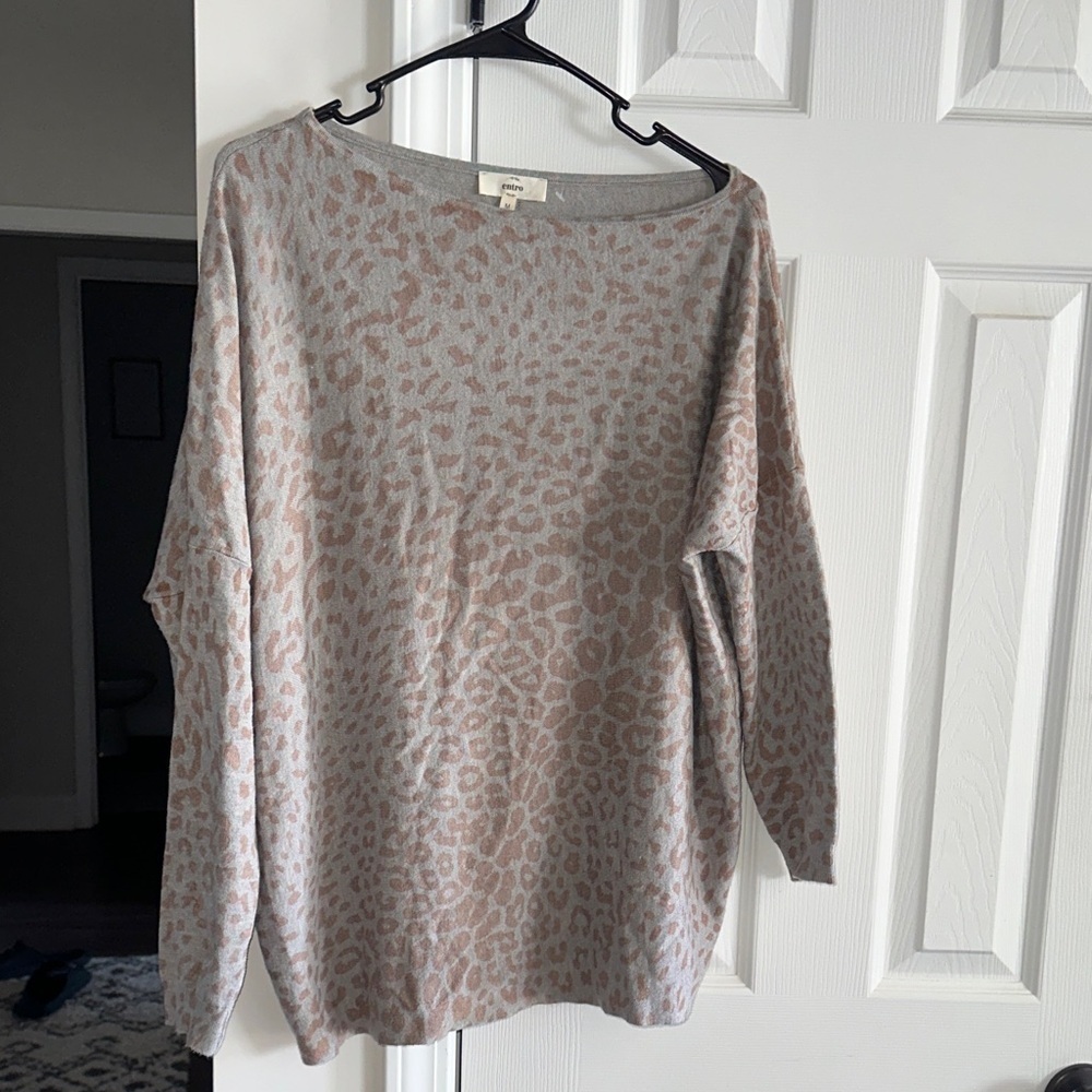 Entro Gray and Brown Leopard Print Long Sleeve Top